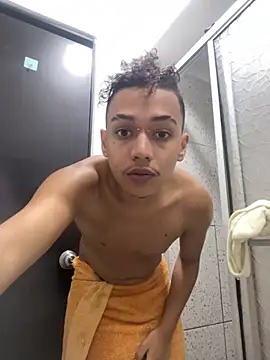 Snapshot of GaelOconner chatting on November 14, 2025, 12:42 am GaelOconner online show from November 14, 2025, 12:42 am