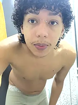 Snapshot of GaelOconner chatting on November 16, 2025, 12:49 am GaelOconner online show from November 16, 2025, 12:49 am