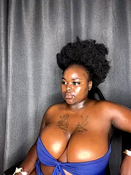 Snapshot of Honeycoco0211 chatting on December 15, 2025, 3:22 am Honeycoco0211 online show from December 15, 2025, 3:22 am