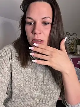 Snapshot of Lady_Knaller chatting on December 14, 2024, 6:13 am Lady Knaller online show from December 14, 2024, 6:13 am