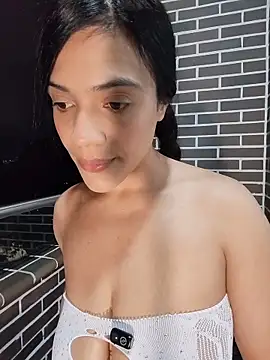 Deisy Torres online show from April 2, 2026, 11:46 pm
