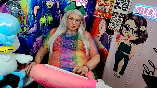 Blakelytgirl online show from June 6, 2026, 9:14 am