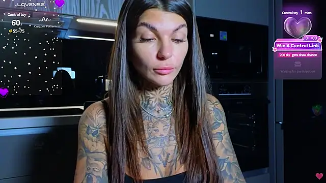 tattooedBabyy online show from January 10, 2025, 5:24 pm