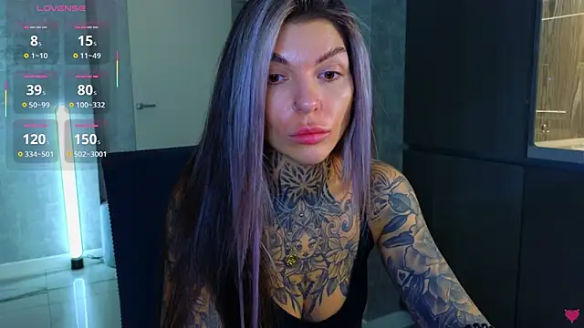 tattooedBabyy online show from September 30, 2025, 6:29 am
