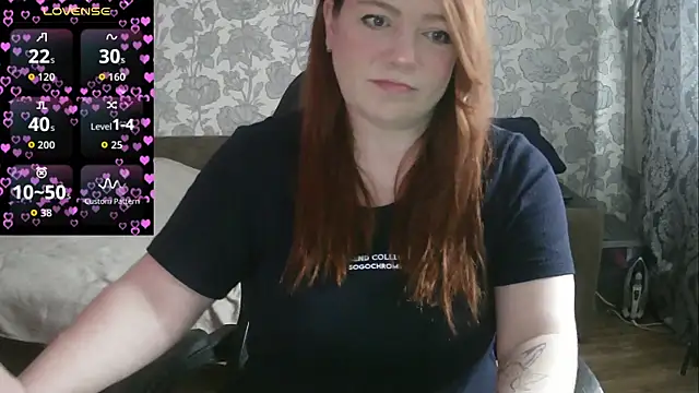 Snapshot of Sabrina_Poison chatting on October 29, 2025, 7:54 am Sabrina Poison online show from October 29, 2025, 7:54 am