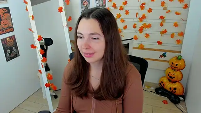 Lexy flower online show from November 3, 2025, 1:34 pm