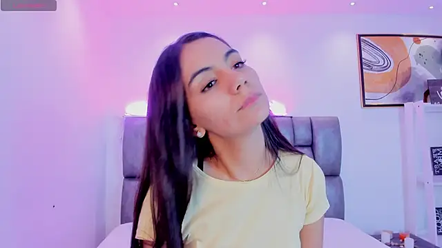 martina mancini online show from February 21, 2026, 4:19 pm