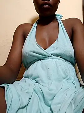 petite babe online show from February 8, 2026, 10:02 pm