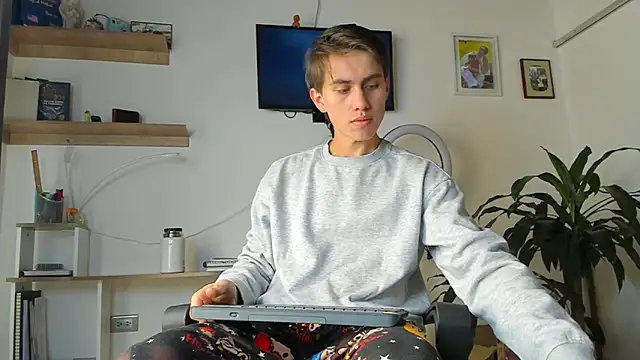 manucute 23  online show from January 14, 2026, 2:01 pm