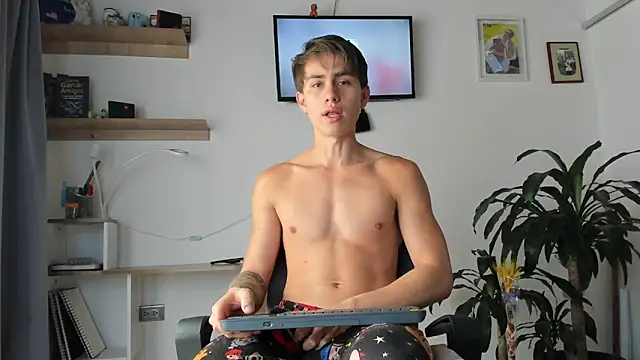 manucute 23  online show from February 13, 2026, 2:13 pm