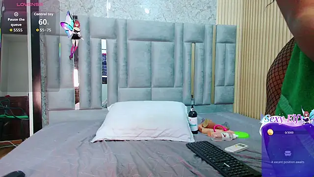 MiissBNasty online show from December 18, 2025, 3:01 am