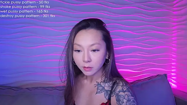 im casey online show from February 28, 2025, 6:10 am