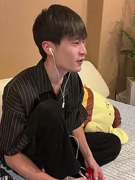 IroManager online show from October 27, 2025, 1:48 pm