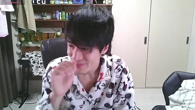 IroManager online show from December 16, 2025, 3:39 pm