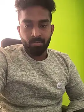 Snapshot of Handsomehunk_4U chatting on December 4, 2024, 7:39 am Handsomehunk 4U online show from December 4, 2024, 7:39 am