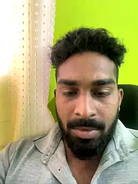 Snapshot of Handsomehunk_4U chatting on December 5, 2024, 10:12 am Handsomehunk 4U online show from December 5, 2024, 10:12 am