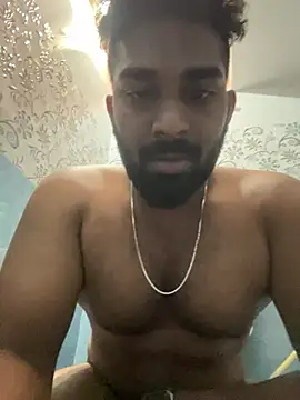 Snapshot of Handsomehunk_4U chatting on December 7, 2024, 12:35 pm Handsomehunk 4U online show from December 7, 2024, 12:35 pm