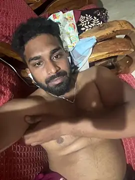 Snapshot of Handsomehunk_4U chatting on December 7, 2024, 9:00 pm Handsomehunk 4U online show from December 7, 2024, 9:00 pm