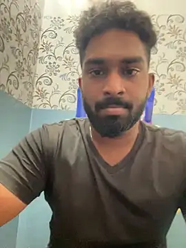 Snapshot of Handsomehunk_4U chatting on December 8, 2024, 7:58 am Handsomehunk 4U online show from December 8, 2024, 7:58 am