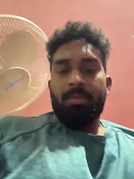 Snapshot of Handsomehunk_4U chatting on December 12, 2024, 5:37 pm Handsomehunk 4U online show from December 12, 2024, 5:37 pm