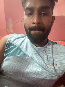 Snapshot of Handsomehunk_4U chatting on December 16, 2024, 7:54 pm Handsomehunk 4U online show from December 16, 2024, 7:54 pm