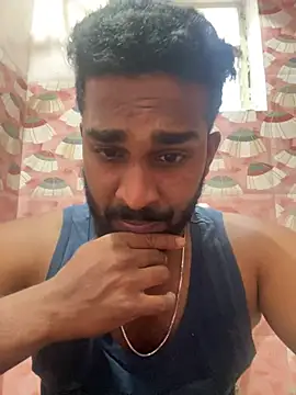 Snapshot of Handsomehunk_4U chatting on December 23, 2024, 11:57 am Handsomehunk 4U online show from December 23, 2024, 11:57 am