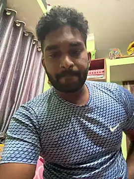 Snapshot of Handsomehunk_4U chatting on January 26, 2025, 6:07 am Handsomehunk 4U online show from January 26, 2025, 6:07 am