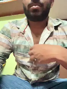 Snapshot of Handsomehunk_4U chatting on February 1, 2025, 1:09 pm Handsomehunk 4U online show from February 1, 2025, 1:09 pm