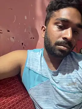 Snapshot of Handsomehunk_4U chatting on February 2, 2025, 6:10 pm Handsomehunk 4U online show from February 2, 2025, 6:10 pm