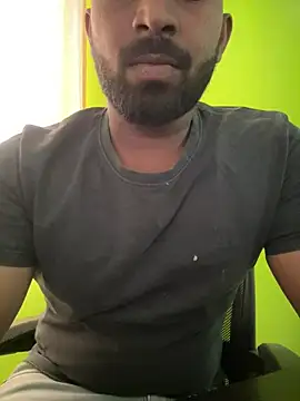 Snapshot of Handsomehunk_4U chatting on February 28, 2025, 9:58 am Handsomehunk 4U online show from February 28, 2025, 9:58 am