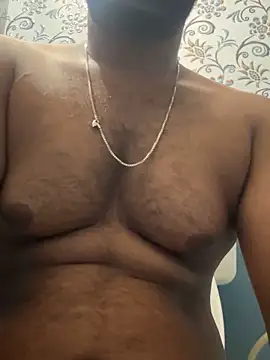 Snapshot of Handsomehunk_4U chatting on March 4, 2025, 1:34 am Handsomehunk 4U online show from March 4, 2025, 1:34 am