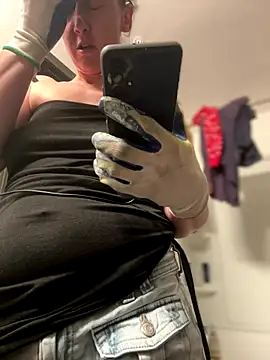 SexyB214 online show from October 26, 2025, 7:53 pm