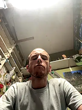 Snapshot of tleaper21101 chatting on September 14, 2025, 6:12 am tleaper21101 online show from September 14, 2025, 6:12 am