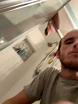 Snapshot of tleaper21101 chatting on September 24, 2025, 3:26 pm tleaper21101 online show from September 24, 2025, 3:26 pm