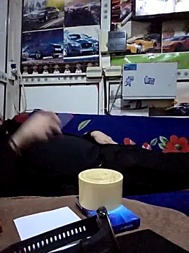 Snapshot of Baron0000 chatting on December 15, 2025, 7:29 pm Baron0000 online show from December 15, 2025, 7:29 pm