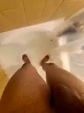 Snapshot of naper12 chatting on January 12, 2025, 12:18 am naper12 online show from January 12, 2025, 12:18 am