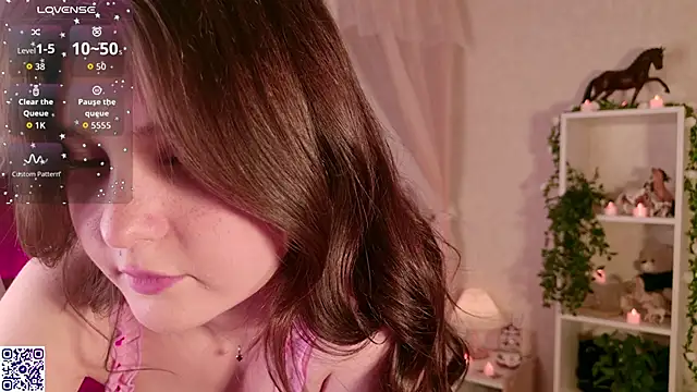 LeraKit online show from February 14, 2026, 3:31 pm