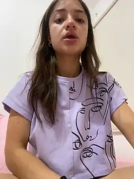 Alicia ALICIA online show from April 15, 2026, 4:58 pm