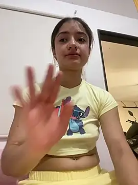 Alicia ALICIA online show from May 11, 2026, 3:51 pm