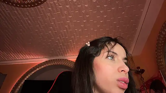 Snapshot of ORLA86 chatting on February 23, 2025, 4:39 am ORLA86 online show from February 23, 2025, 4:39 am