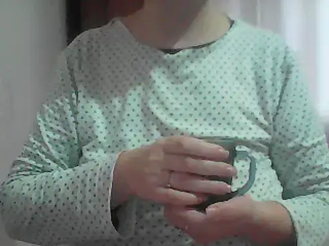 Snapshot of AnaXBerry chatting on February 13, 2026, 7:04 am AnaXBerry online show from February 13, 2026, 7:04 am