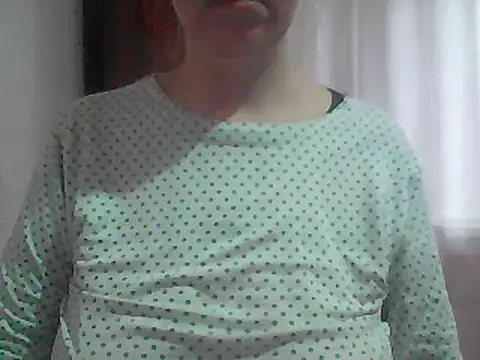 Snapshot of AnaXBerry chatting on February 15, 2026, 7:16 am AnaXBerry online show from February 15, 2026, 7:16 am