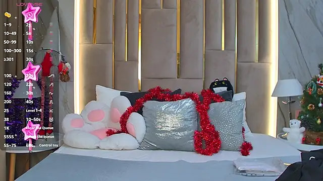 Snapshot of Gabriella_Wils chatting on December 31, 2024, 5:55 am Gabriella Wils online show from December 31, 2024, 5:55 am