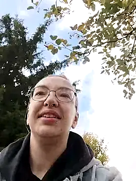 Snapshot of Isabella_Geney chatting on October 11, 2025, 12:36 pm Isabella Geney online show from October 11, 2025, 12:36 pm