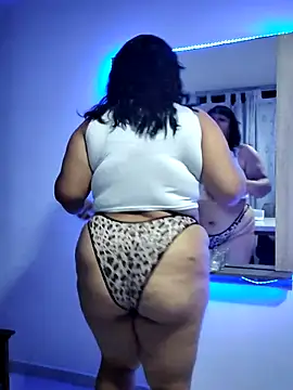 Mia Adell 11 online show from February 21, 2025, 3:23 am