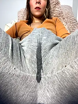 My-Nicky online show from October 25, 2025, 10:26 pm