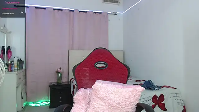 samantha-rose2 online show from March 2, 2025, 5:01 am