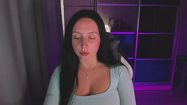 Christy Calypso online show from June 11, 2026, 3:32 pm