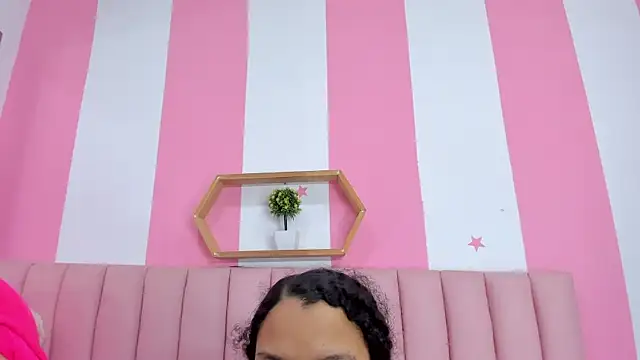 ISABELLA 020 online show from February 20, 2026, 12:16 pm