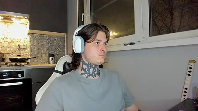 Snapshot of _torfin_ chatting on December 6, 2024, 9:13 pm torfin online show from December 6, 2024, 9:13 pm